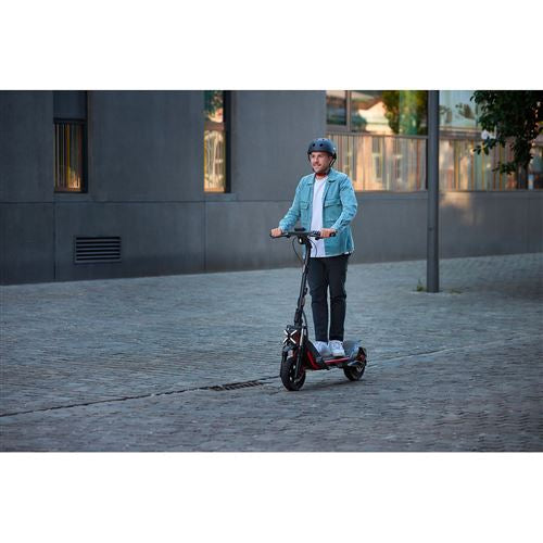 Trottinette électrique Segway ZT3 Pro I 1600W 25 km/h 70 km 11" tubeless noir